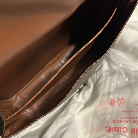 Louis Vuitton Cartouchiere Monogram MM Vintage LV Crossbody Messenger Bag/Pouch - Picture 9 of 15